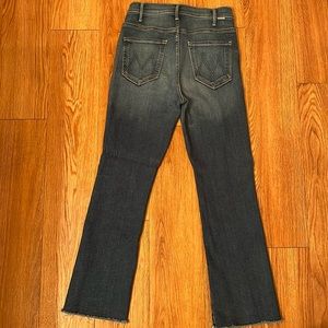 MOTHER denim jeans Hustler style in Balls of yarn color size 27